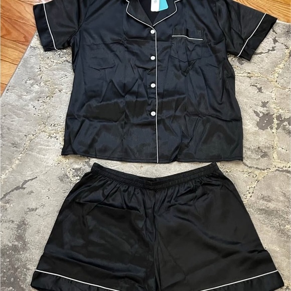 Black Women's Pajama Set - Picture 4 of 6